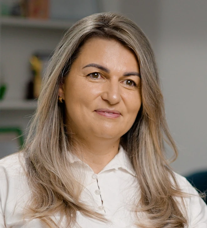 ALINA PATRAHAU